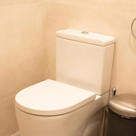 Shared Flats To Rent In Bcn بيت شباب برشلونة